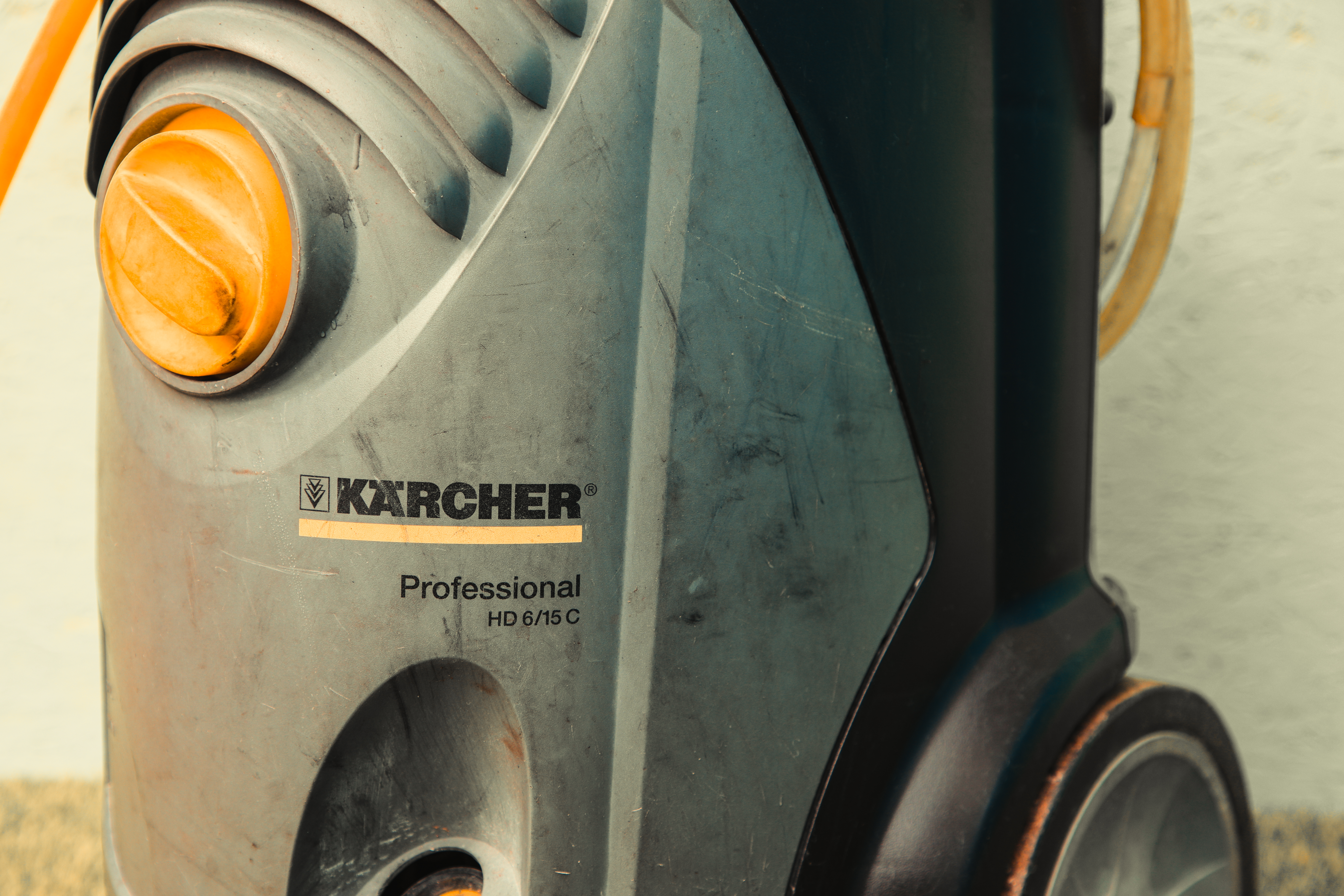 Мойка высокого давления премиум класса Karcher HD 10/21-4S в аренду и напрокат  - фото 2